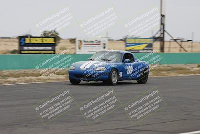 media/Jun-01-2025-CalClub SCCA (Sun) [[eae223c5dd]]/Group 5/Race (Front Straight)/